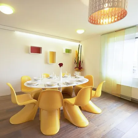 Empirent New Town Apartments Apartment *