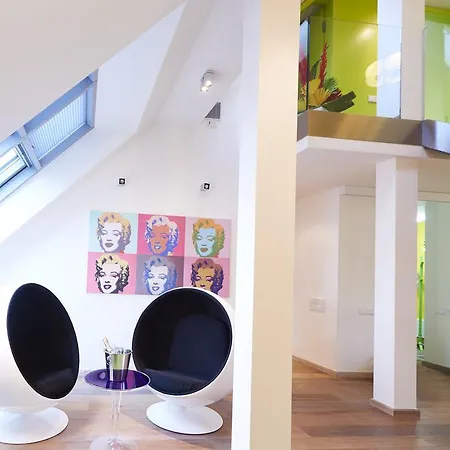 Empirent New Town Apartments Prague