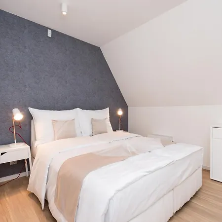 Empirent New Town Apartments Prague