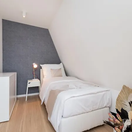 Empirent New Town Apartments