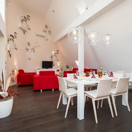 Apartment Empirent New Town Apartments Prague
