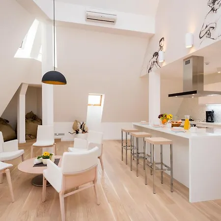 Empirent New Town Apartments * Prague